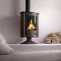 Poêle à bois Masterflamme Piccolo II Velvety Brown dans un intérieur